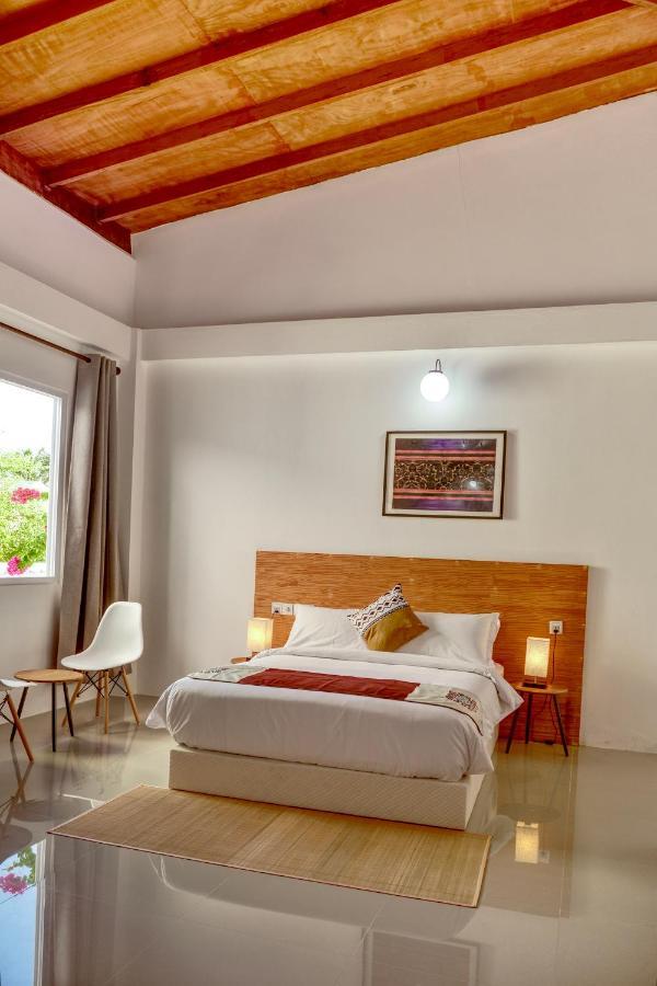 Island Ambience Hotel Maafushi Luaran gambar